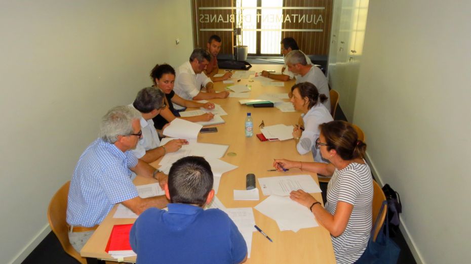 1435071605Reunio Equip de Govern 2.jpg